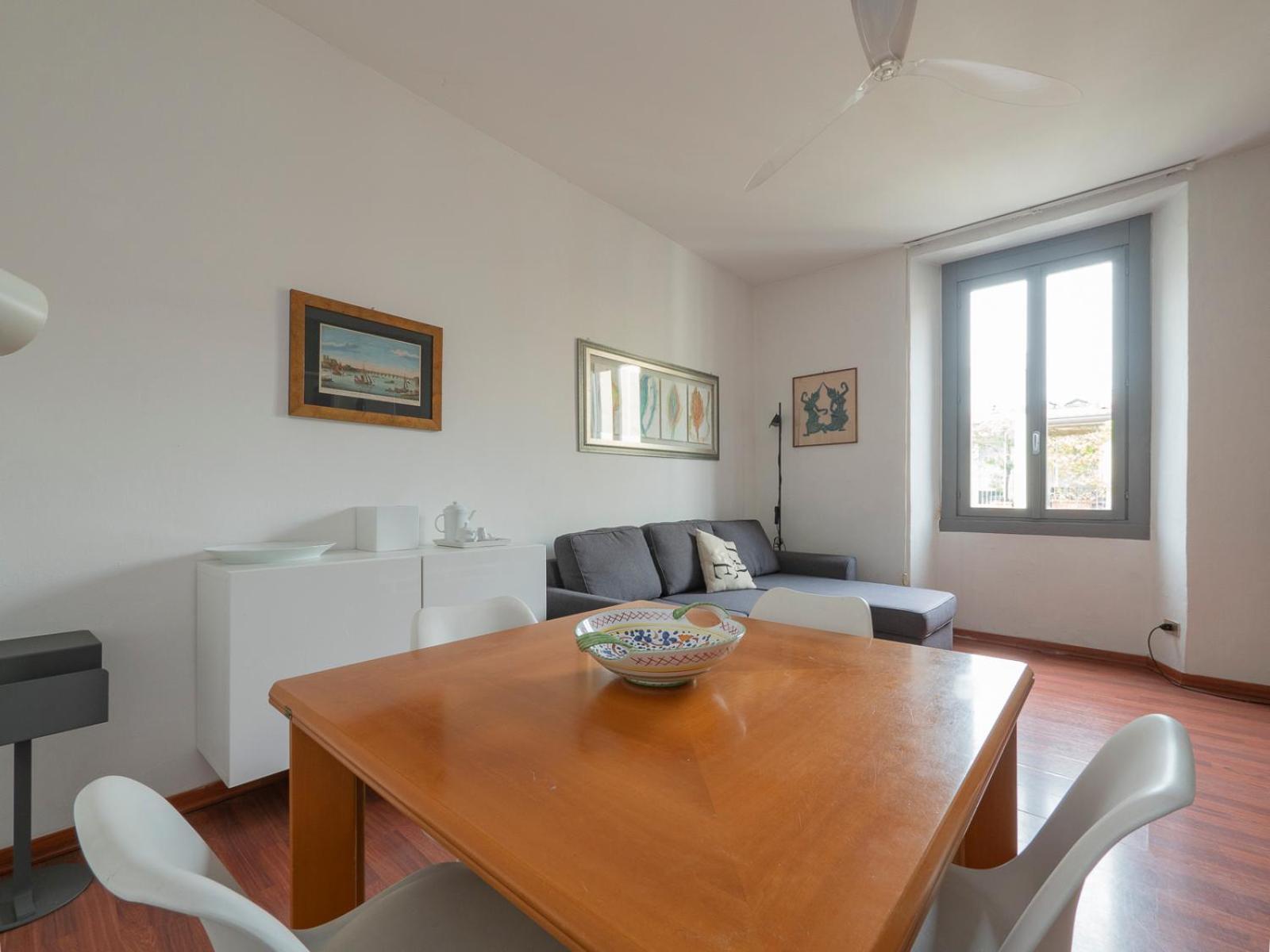 Youhosty - Panfilo Castaldi 26 * Milano